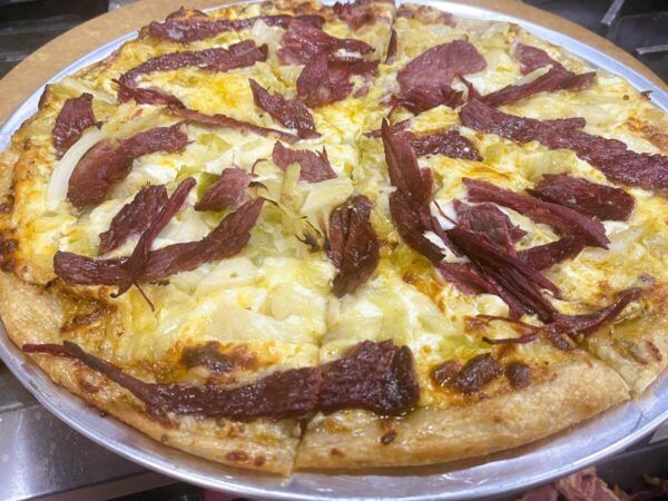 corned beef reuben pizza